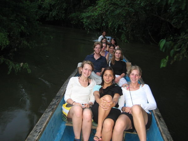 our group: me and eight girls;-) moving with boat to a lagoon