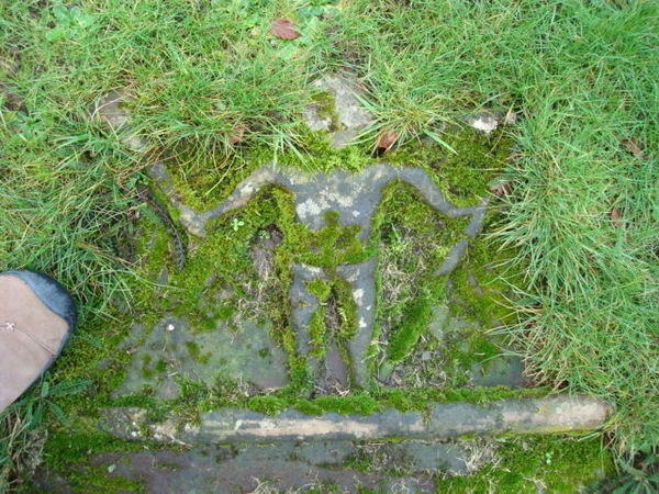 detail of inground grave stone