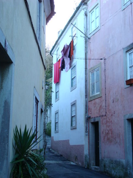 Sintra street laundry