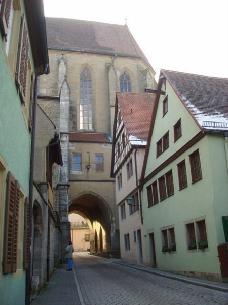 passage of the church of St. Jacob stretches over the street 