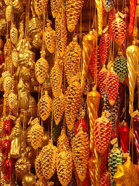 pinecone tree ornaments
