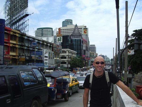 British backpacker back in Bangkok city!