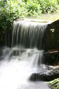 A waterfall in the Parque Archelogico