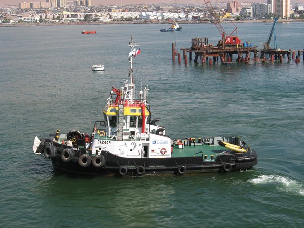 Tug in Iquique standing by.