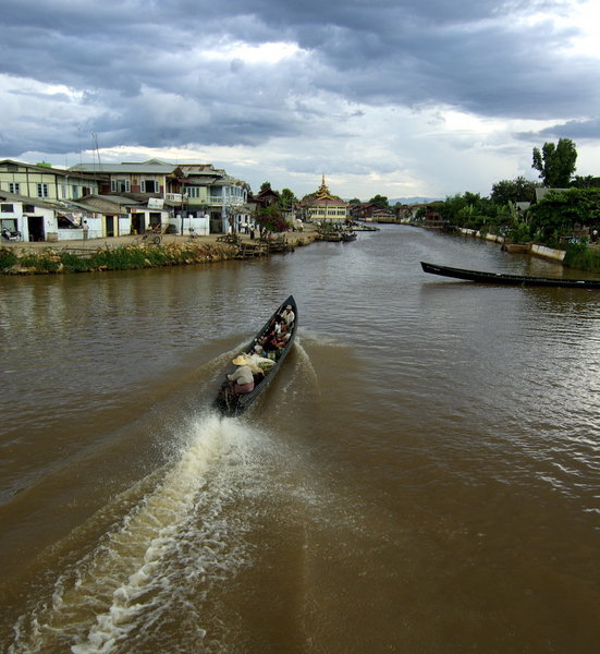 Canal at Nyuang Shwe