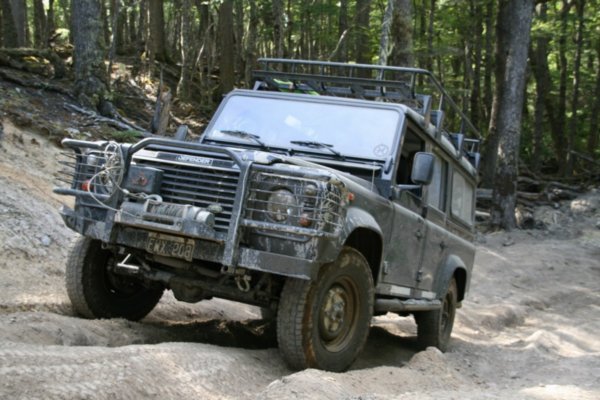 Land Rover Defender 4x4