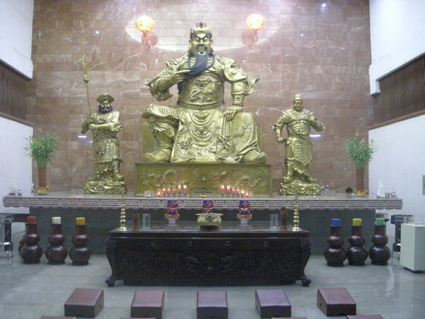 Statue at the largest temple in Batam