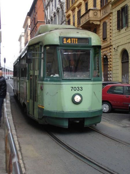 tram in Rome