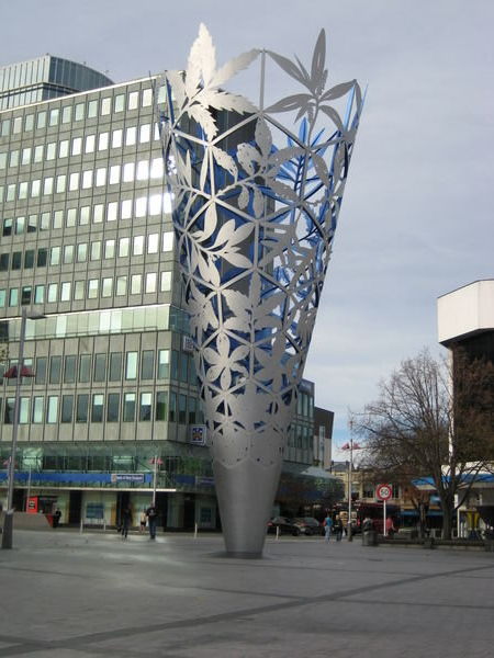 Cathedral Square Sculpture