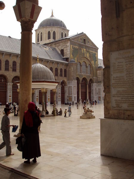 Pilar en la mezquita de los omeyas