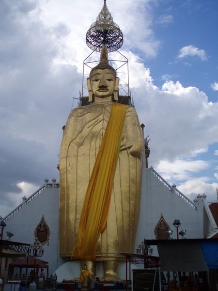 naaagyon nagy buddha