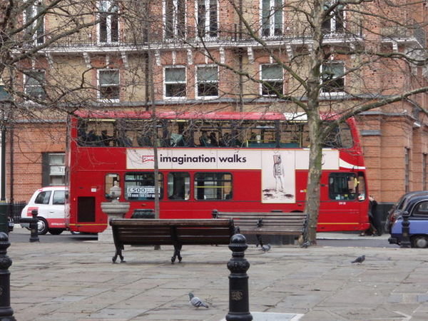 Red london bus