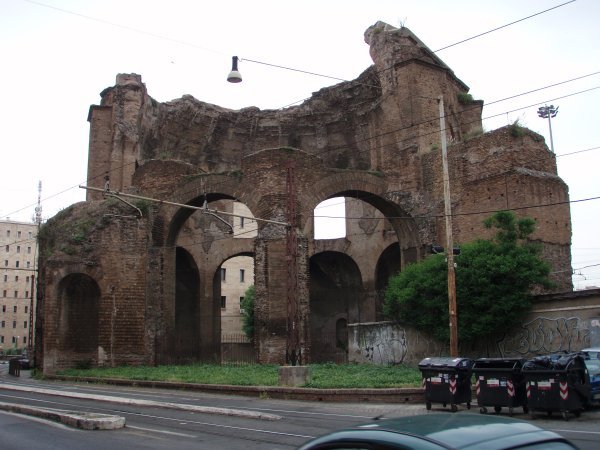 Random Roman ruins near the hotel