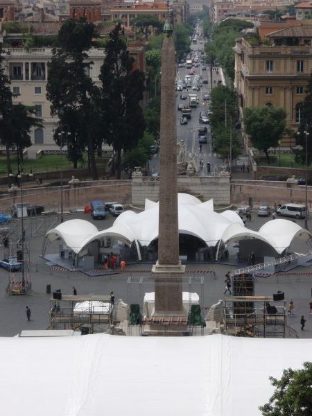 A fake obilesk at Piazza del Popolo