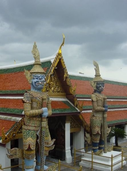 ornate temples in Bangkok