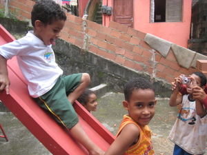 Children from Julio Otoni