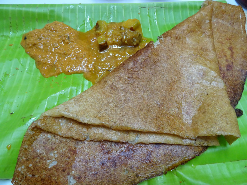 malayan cafe - thosai with chutney and sambar