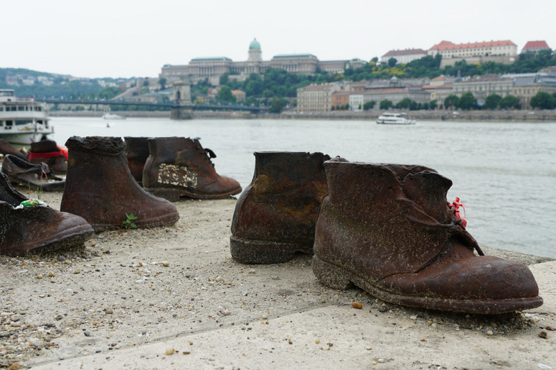 shoes on the danube monument