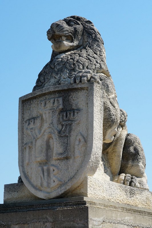 the lion of veliko tarnovo