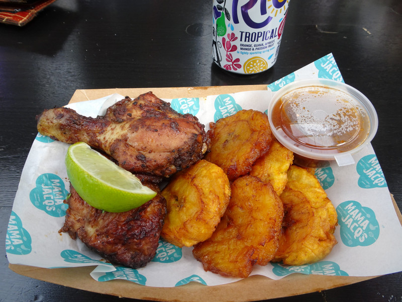 jerk chicken with fried plantain 