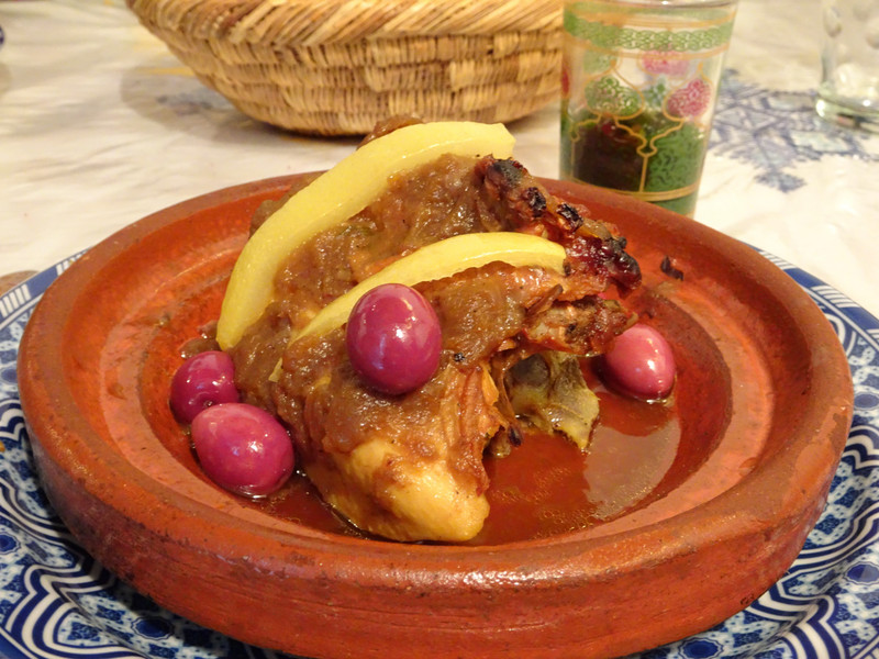 chicken tagine with preserved lemon and red olives 
