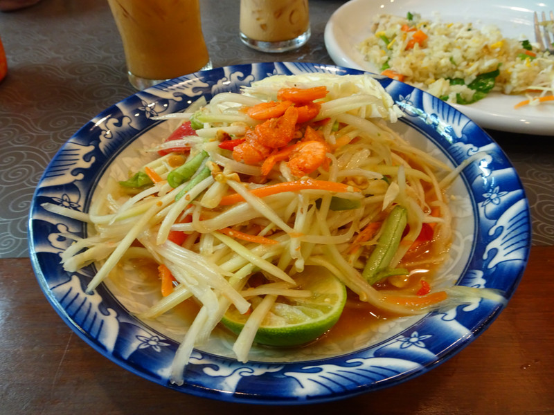 bangkok - som tum (green papaya salad)