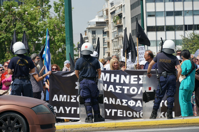protest at syntagma square