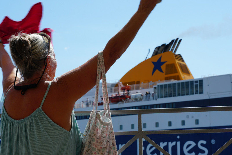 syros ferry port