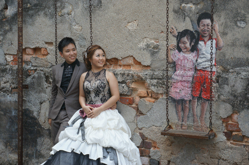 street art  - wedding shoot
