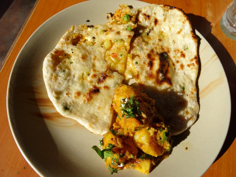 potato and cauliflower curry with naan