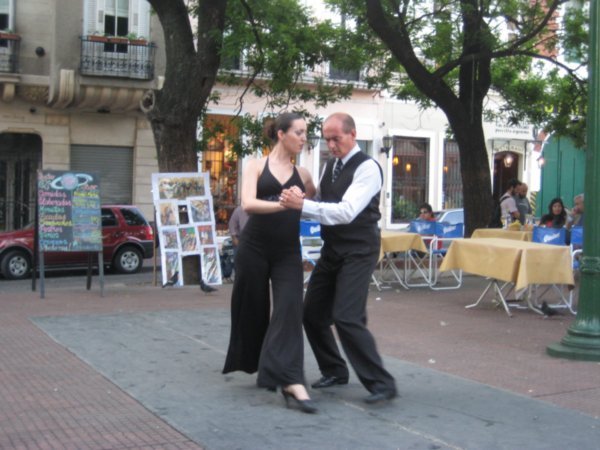 Street Tango