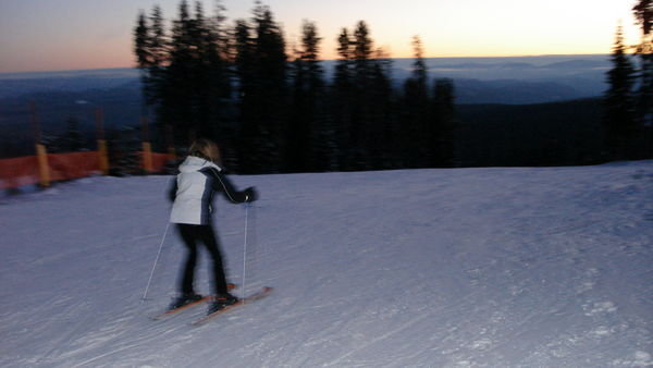 Tania skiing