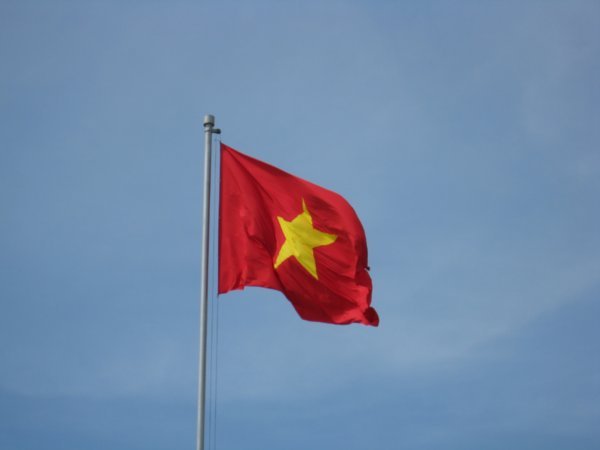 Token Vietnamese flag