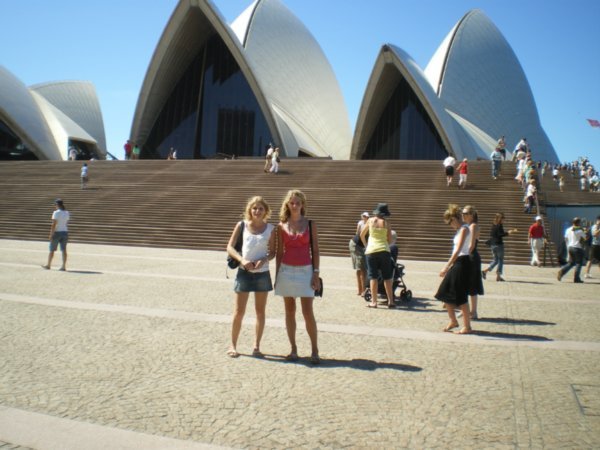 posing in front of the Opera House!