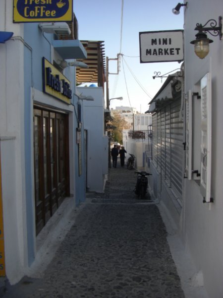 streets of Fira