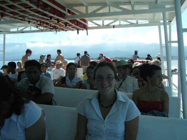 The Ferry to Utila