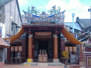 Look - it's a Chinses temple