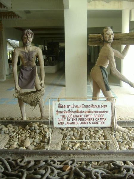 A 'decent' photo of the statues