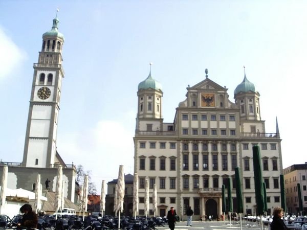 Perlachturm y ayuntamiento