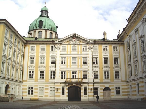 Patio del Hofburg