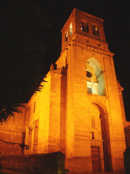 Iglesia de Hontanas