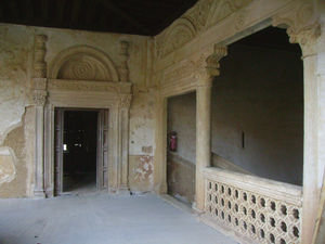 Puertas del palacio