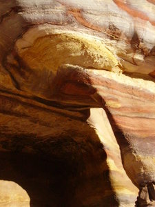 Piedras de Petra -- Stones of Petra