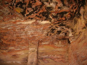 Interior de una tumba -- Inside of a tomb
