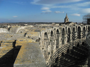 Arles desde el anfiteatro ---  Arles from the roman arena