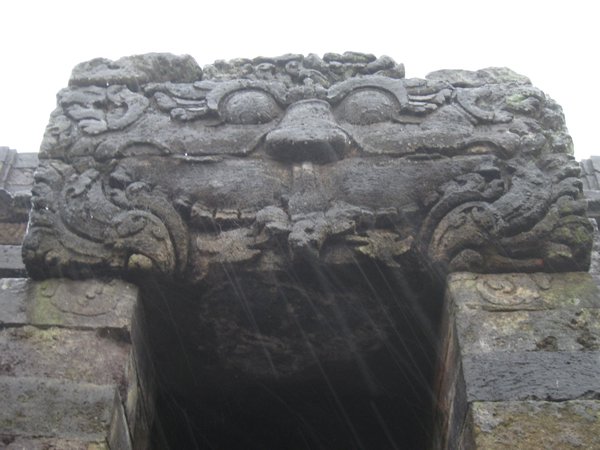 Detalle de uno de los templos de Arjuna --- Detail of one of the Arjuna temples