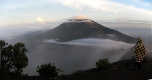 Amanecer desde el Merapi --- Sunrise from Merapi
