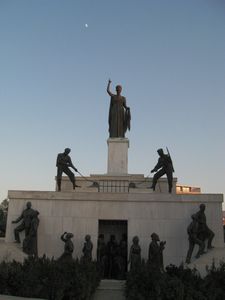 Monumento a la libertad --- Liberty monument
