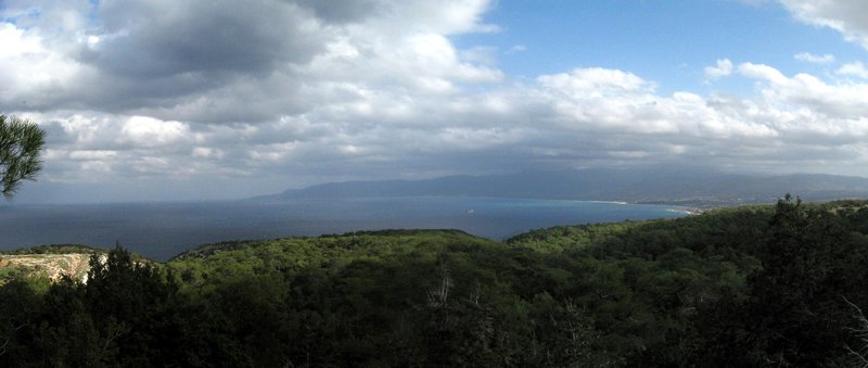 Bahía de Polis --- Polis bay