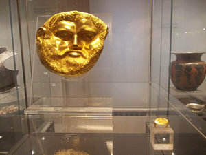 Tesoro tracio --- Thracian treasure
